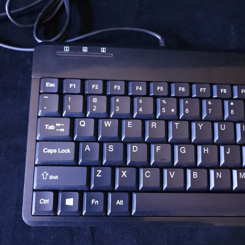Perixx PERIBOARD-409 Computer Wired USB Mini Keyboard Black US English Layout